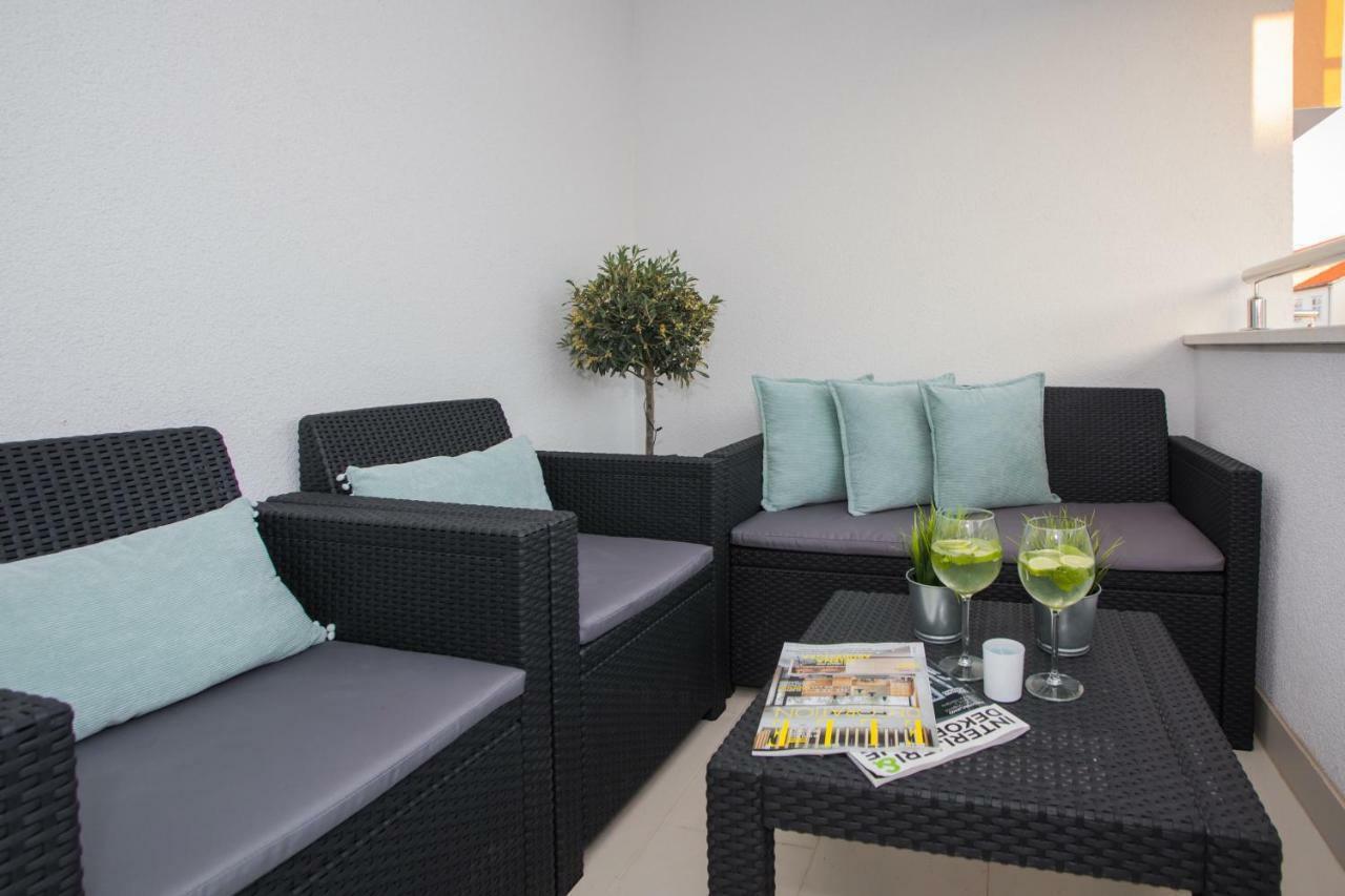 Apartment Luni พรีมอชเตน ภายนอก รูปภาพ